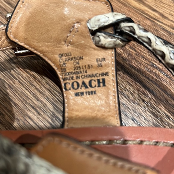 Coach snake skin sandals size 5, excellent condition - Picture 2 of 4